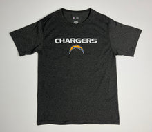 Load image into Gallery viewer, Men’s Pre-Owned Gray NFL Los Angeles Chargers Short Sleeve Tee, Size Medium
