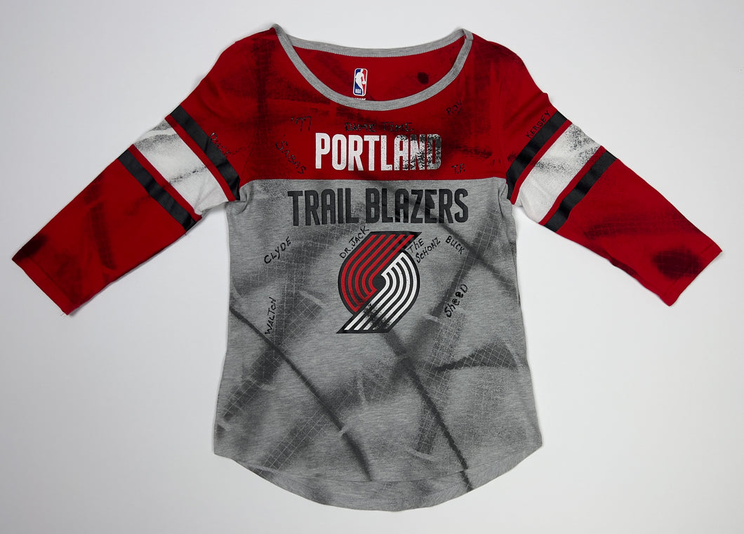 Women’s Pre-Owned NBA Gray/Red Custom Painted Portland Trailblazers 3/4 Sleeve Tee, Size Small