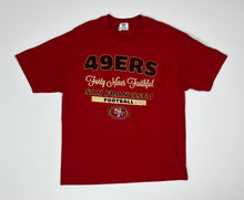 Load image into Gallery viewer, Men’s Pre-Owned Red NFL San Francisco 49ers “Faithful” Short Sleeve Tee, Size XL
