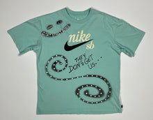 Load image into Gallery viewer, Men’s Pre-Owned Blue Nike SB Custom Painted “SKATE” Short Sleeve Tee, Size Medium
