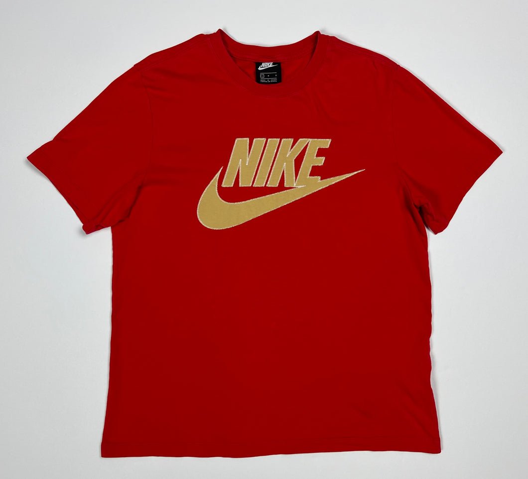 Men’s Pre-Owned Red & Gold Nike Short Sleeve Tee, Size Large